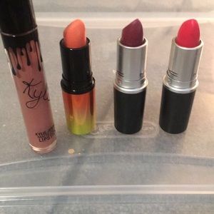 Lipstick bundle